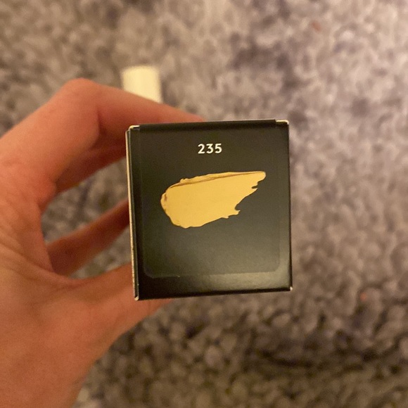 Fenty Beauty Longwear Foundation Sade 235 - Picture 2 of 3